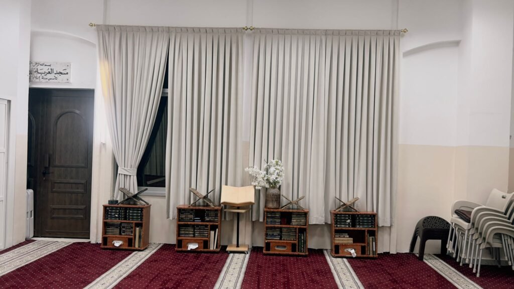 ستائر الضجيج